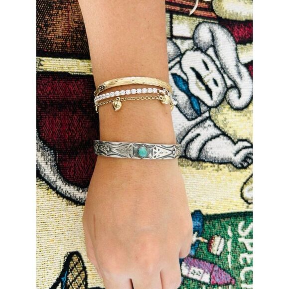 Single Turquoise Cuff - Picture 8 of 10